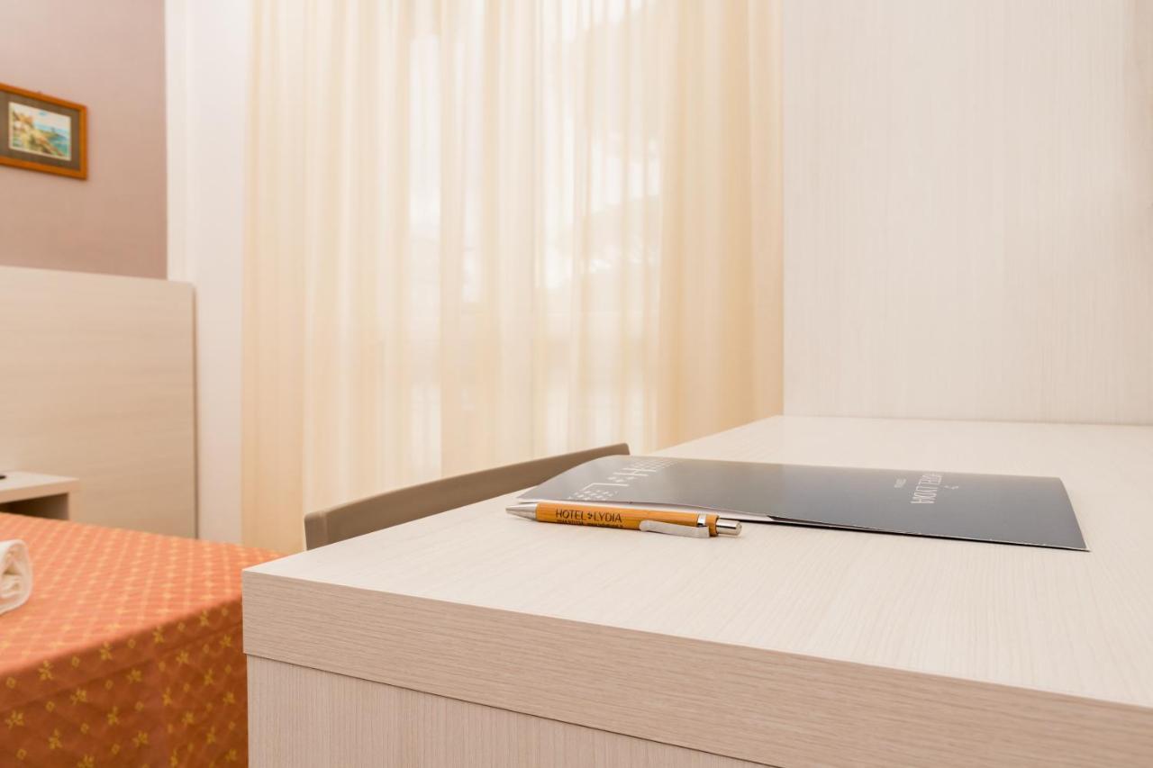 Hotel Lydia Червия Экстерьер фото
