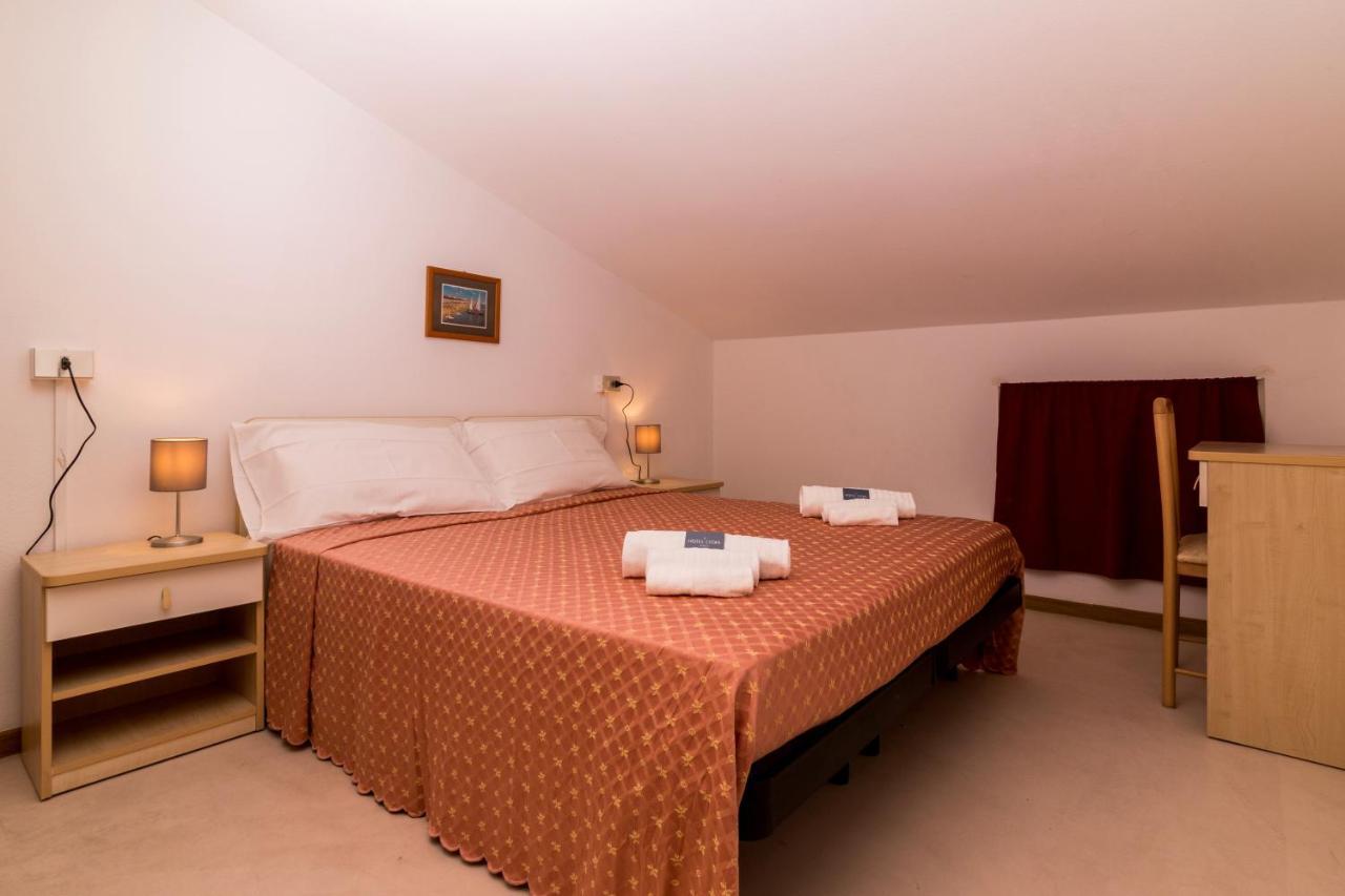 Hotel Lydia Червия Экстерьер фото