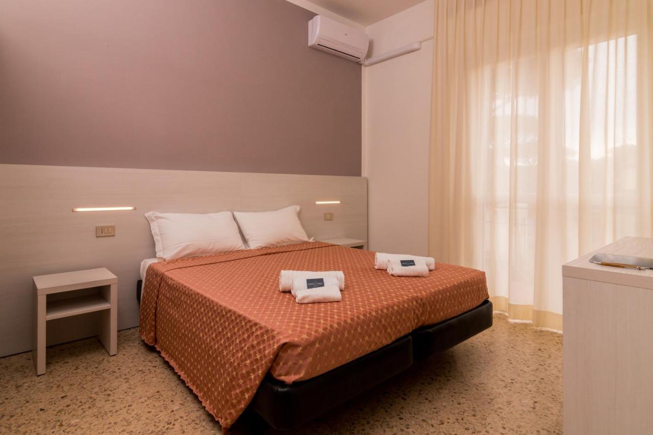 Hotel Lydia Червия Экстерьер фото